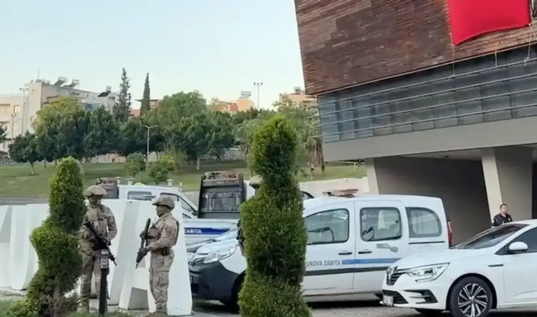 Adana’da Çukurova Belediyesi’ne sabah