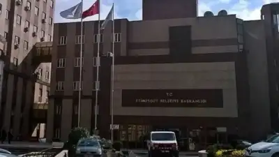 Ankara'da Etimesgut Belediyesi'ne sabah saatlerinde