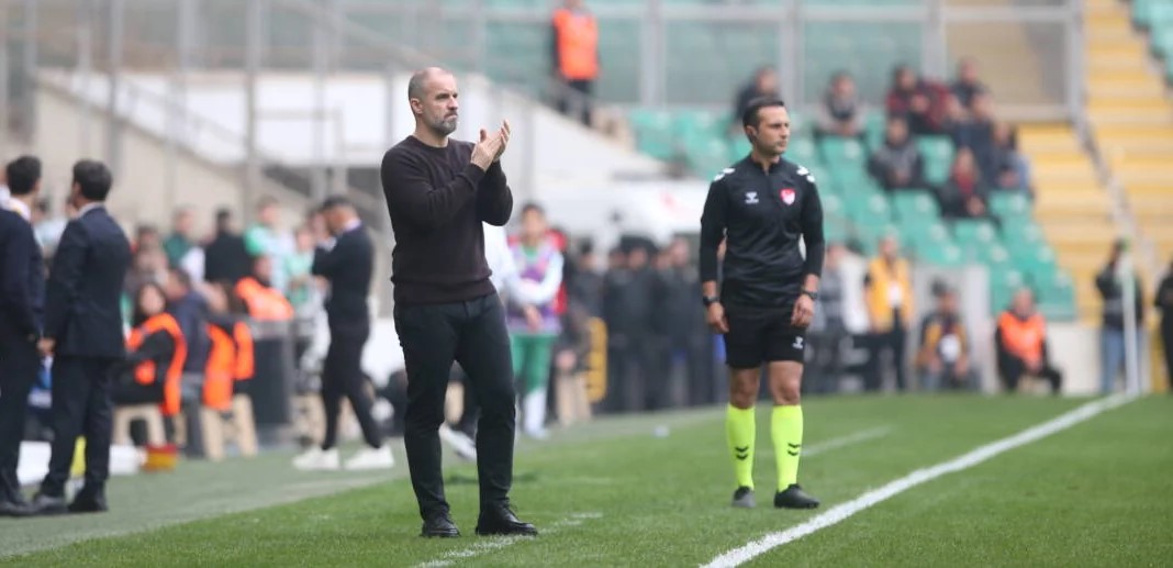 Bursaspor’un hocasından galibiyet yorumu! Mustafa Er, Bandırmaspor karşısında