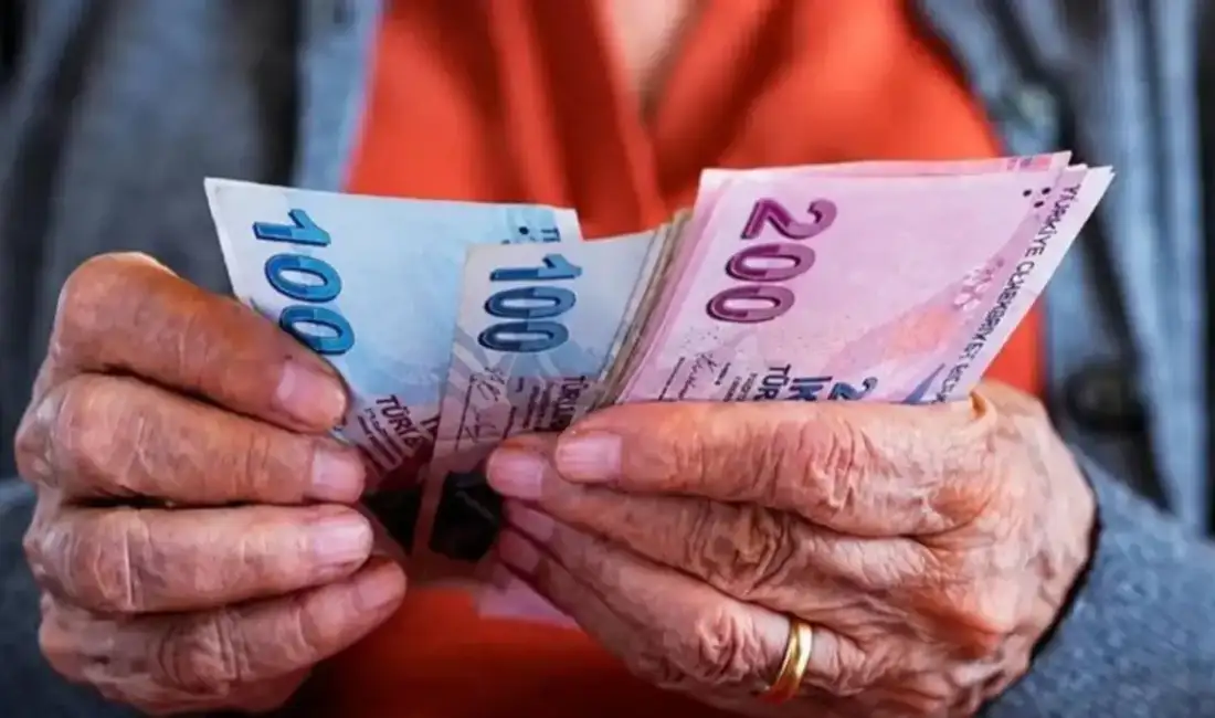 Hükümete çok yakın olan