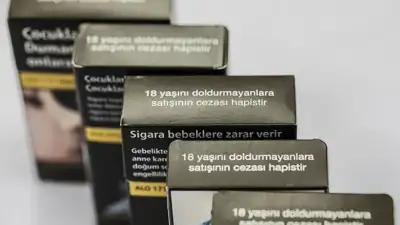 Sağlık Bakanı Kemal Memişoğlu, sigara